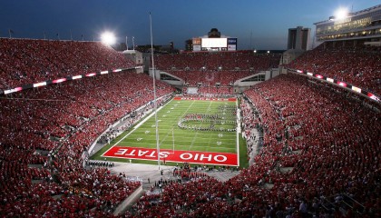 开云体育网页版-勇士主场将启用“零延迟回放技术”，提升观赛体验，勇士现场